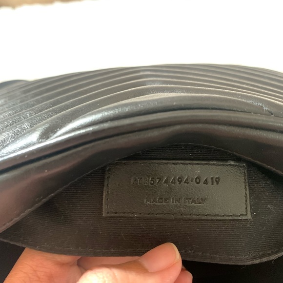 COPY - Authentic Saint Laurent Lou Camera bag - Picture 5 of 16